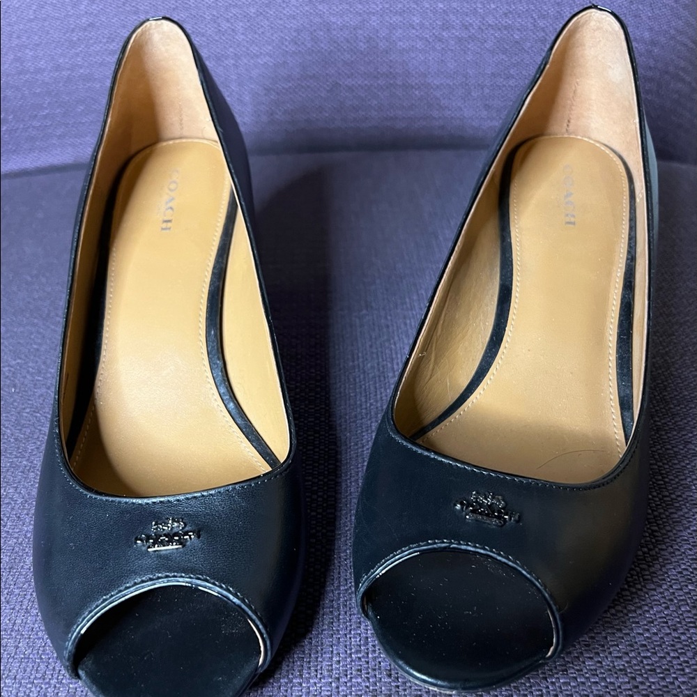 Coach peep toe kitten heels size 10